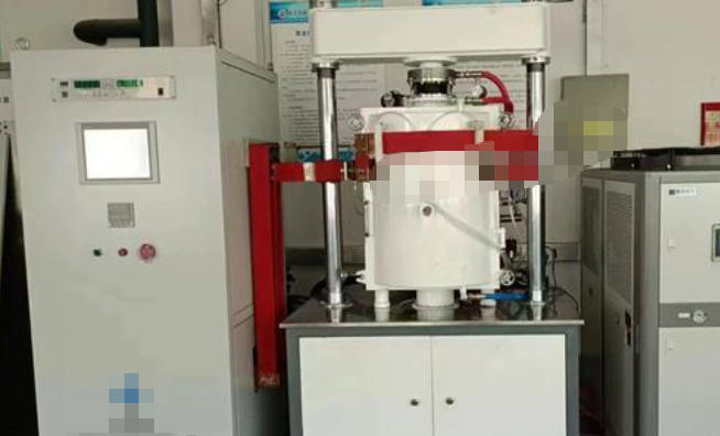 真空热压炉：高端材料制备的关键装备与未来发展方向