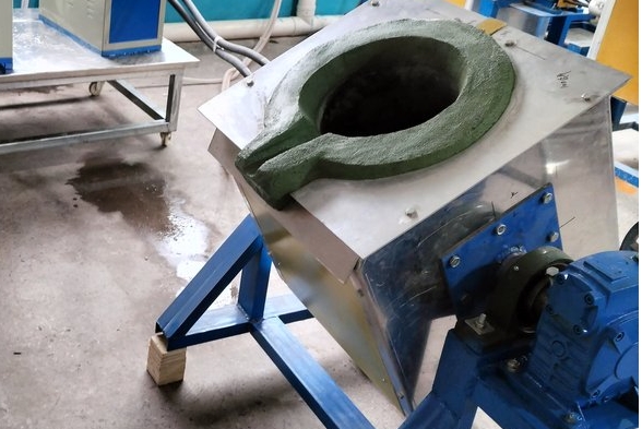 中频熔炼炉的工作率与成本控制